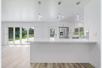 14330 SW 16th St, Davie, FL 33325 - Photo 17