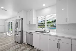 14330 SW 16th St, Davie, FL 33325 - Photo 23