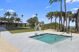 6801 Collins Ave, Miami Beach, FL 33141 - Photo 21