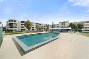 1701 NE 191st St, Miami, FL 33179 - Photo 15