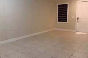 10320 W 33rd Ln, Hialeah, FL 33018 - Photo 3