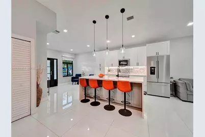 19901 NW 77th Ct #0, Hialeah, FL 33015 - Photo 15