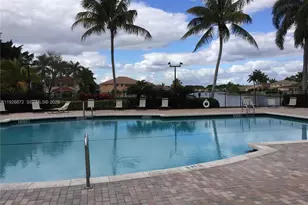 815 Vista Meadows Dr, Weston, FL 33327 - Photo 9