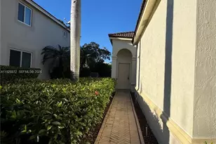 815 Vista Meadows Dr, Weston, FL 33327 - Photo 3