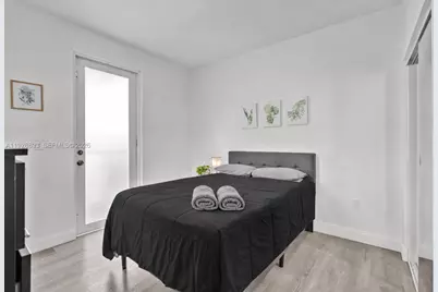 1968 NW 25th Ave, Miami, FL 33125 - Photo 43