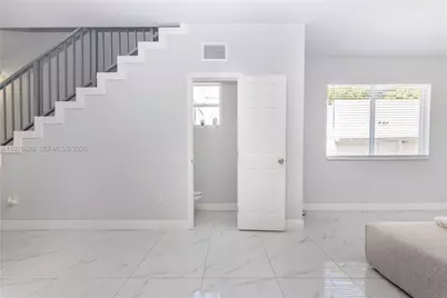 1968 NW 25th Ave, Miami, FL 33125 - Photo 13