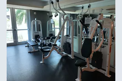 110 Washington Ave #1405, Miami Beach, FL 33139 - Photo 15