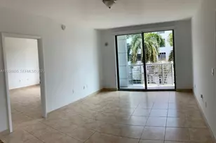 110 Washington Ave, Miami Beach, FL 33139 - Photo 5