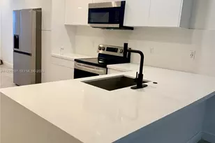 977 NE Trailside Run, Port Saint Lucie, FL 34983 - Photo 5