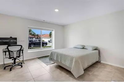17958 SW 14th St, Pembroke Pines, FL 33029 - Photo 25