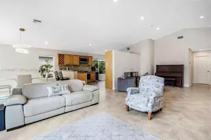 17958 SW 14th St, Pembroke Pines, FL 33029 - Photo 9