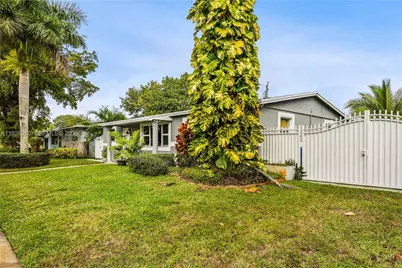 401 NW 183rd St, Miami Gardens, FL 33169 - Photo 3