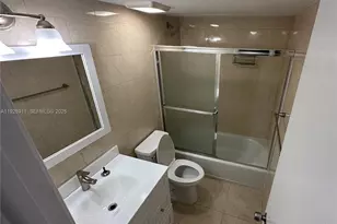 250 NW 107th Ave, Miami, FL 33172 - Photo 7