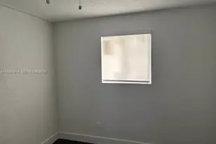 248 NW 69th St, Miami, FL 33150 - Photo 11