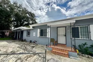 248 NW 69th St, Miami, FL 33150 - Photo 17