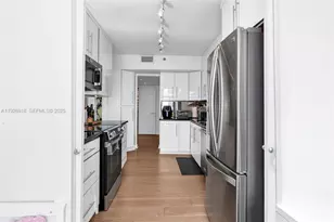 9 Island Ave, Miami Beach, FL 33139 - Photo 23