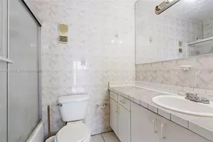 17051 NE 35th Ave, North Miami Beach, FL 33160 - Photo 17