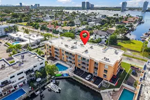 17051 NE 35th Ave, North Miami Beach, FL 33160 - Photo 29