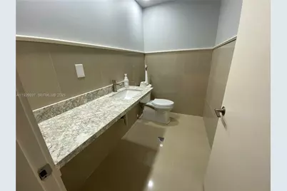 219 N 21st Ave #200, Hollywood, FL 33020 - Photo 3