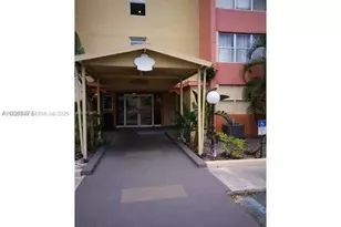 9143 SW 77th Ave, Miami, FL 33156 - Photo 1
