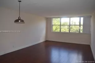 9143 SW 77th Ave, Miami, FL 33156 - Photo 3