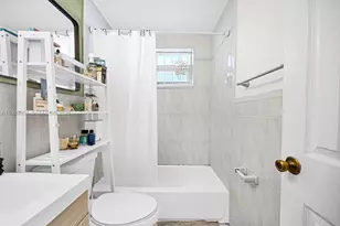 7625 Harding Ave, Miami Beach, FL 33141 - Photo 9