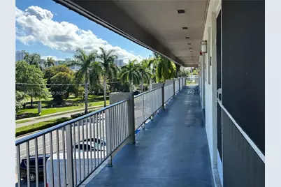 250 Layne Blvd #312, Hallandale Beach, FL 33009 - Photo 7