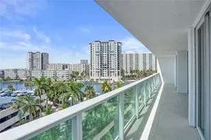 100 Bayview Dr, Sunny Isles Beach, FL 33160 - Photo 25