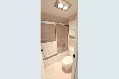 100 Bayview Dr #603, Sunny Isles Beach, FL 33160 - Photo 17