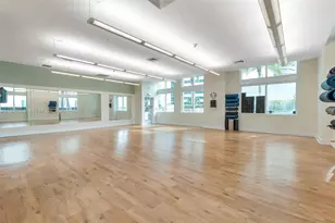 1900 N Bayshore Dr, Miami, FL 33132 - Photo 33