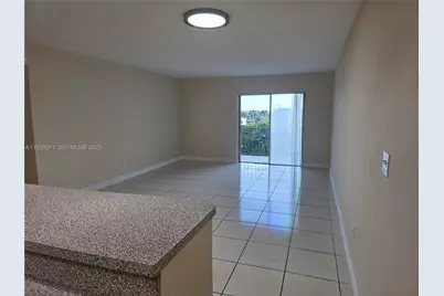 4400 W 16th Ave #630, Hialeah, FL 33012 - Photo 3