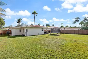 10650 NE 11th Ct, Miami Shores, FL 33138 - Photo 31