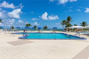 2030 S Ocean Dr, Hallandale Beach, FL 33009 - Photo 25