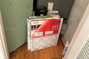 203 NE 86th St, El Portal, FL 33138 - Photo 11