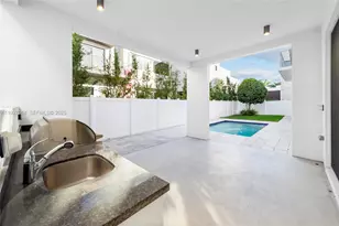 7455 NW 103rd Pl, Doral, FL 33178 - Photo 33