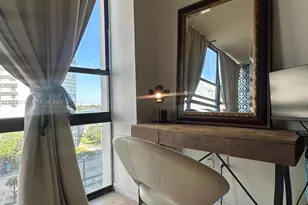 600 NE 36th St, Miami, FL 33137 - Photo 13
