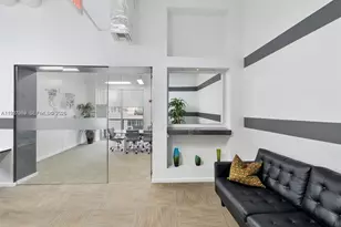 1050 Brickell Ave, Miami, FL 33131 - Photo 21