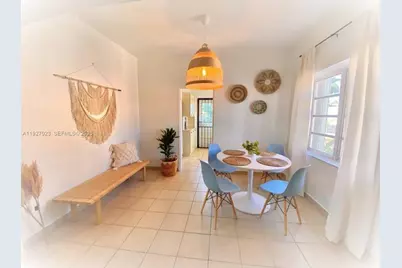 1872 SW 9th St, Miami, FL 33135 - Photo 3