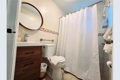 1872 SW 9th St, Miami, FL 33135 - Photo 39