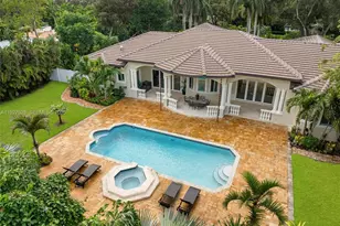 6890 SW 94th St, Pinecrest, FL 33156 - Photo 1