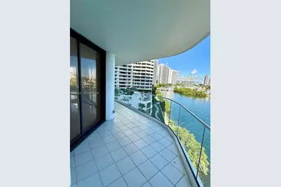 2800 Island Blvd #706, Aventura, FL 33160 - Photo 5