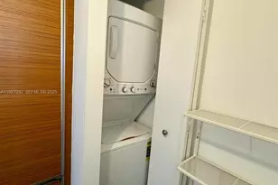 50 Biscayne Blvd, Miami, FL 33132 - Photo 15