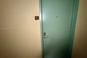 50 Biscayne Blvd, Miami, FL 33132 - Photo 3