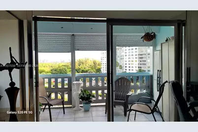 4001 Hillcrest Dr #705, Hollywood, FL 33021 - Photo 7