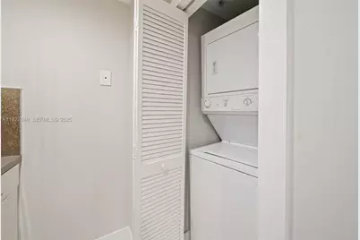701 Brickell Key Blvd #1605, Miami, FL 33131 - Photo 21