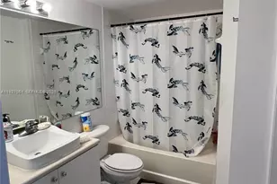 5077 NW 7th St, Miami, FL 33126 - Photo 7