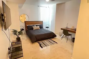 253 NE 2nd St, Miami, FL 33132 - Photo 5