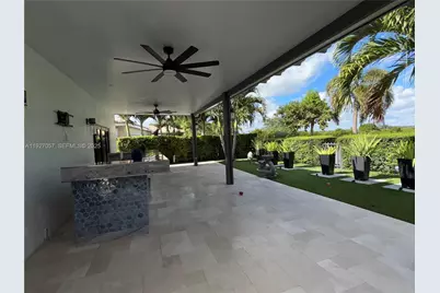 16551 SW 75th St, Miami, FL 33193 - Photo 11