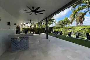 16551 SW 75th St, Miami, FL 33193 - Photo 11