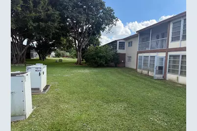 7605 NW 5th Ct #102, Margate, FL 33063 - Photo 7